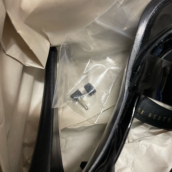 Saint Laurent Tribute Patent High Heel Platform Sandals Black. New with box. - Picture 10 of 10